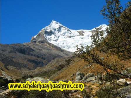 Nevado Aquilpo y Valle de Aquilpo